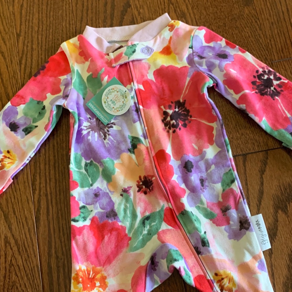 Newborn girl going home outfit and headband